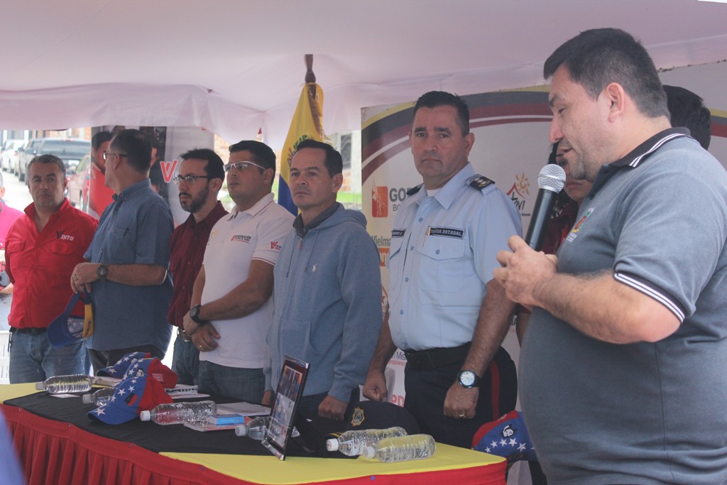 Entrega titularidad de vivienda policias, guasimos  (28)