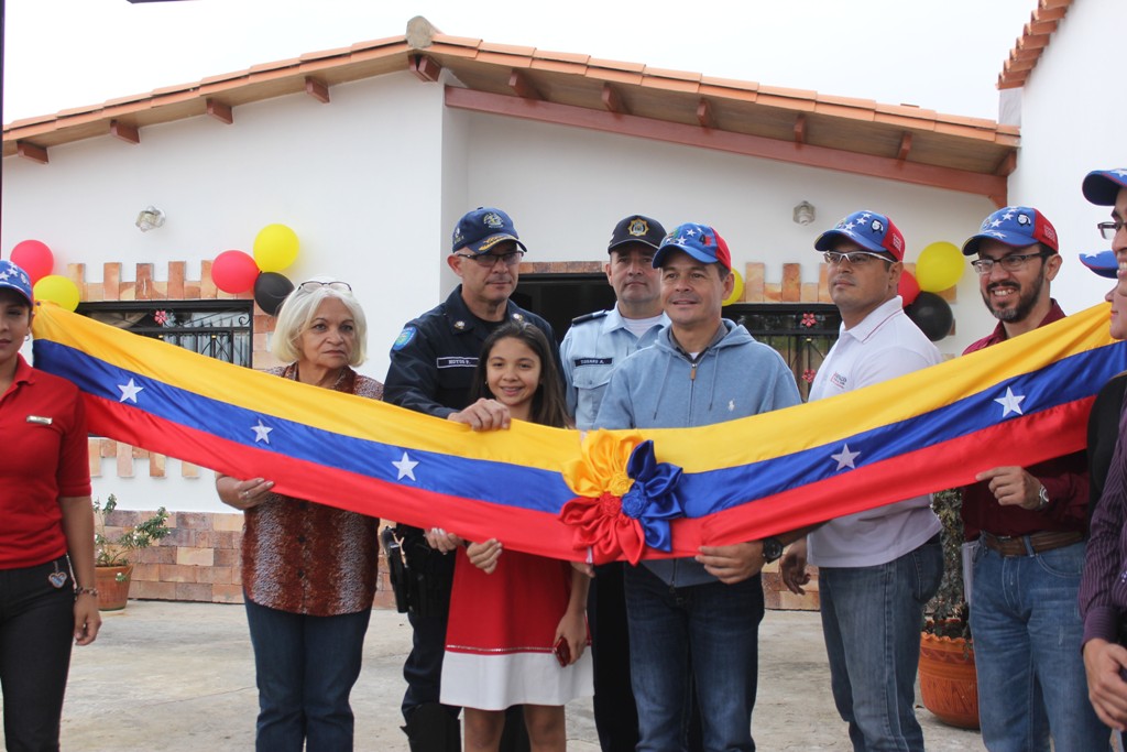 Entrega titularidad de vivienda policias, guasimos  (61)