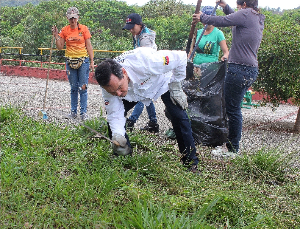 Jornada de Limpieza Avenidad Marginal (12)