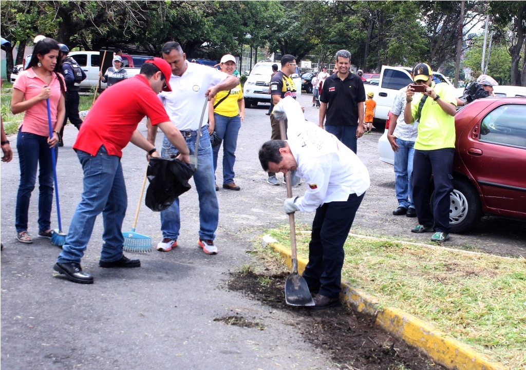 Jornada de Limpieza Avenidad Marginal (16)