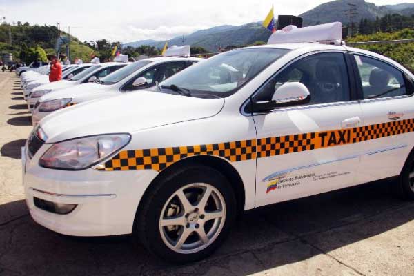 Imagen referencial INTT Taxi - copia (1)