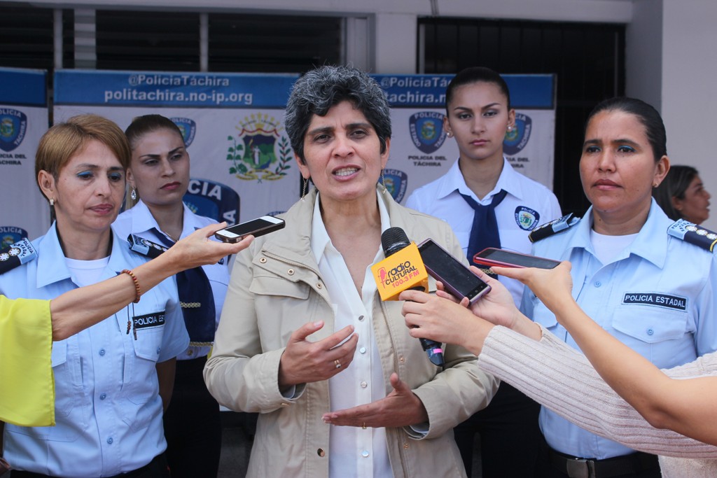 44 aniversario brigada femenina politachira (29)