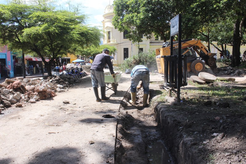 recuperacion plaza bolivar (14)