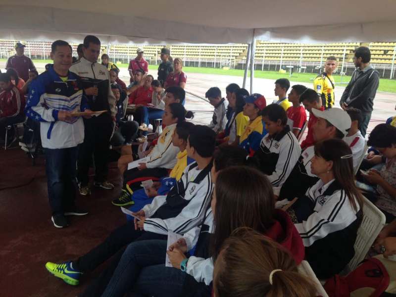 IMG Entrega Recursos Deportivos Atletas Táchira #VielmaMoraConstruye Agosto 2017 By Edgar Rico (25)