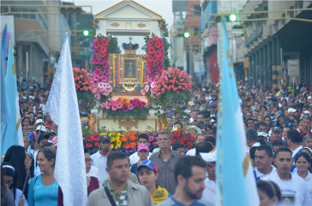 procesión y misa virgen de la consolación de táriba (4)