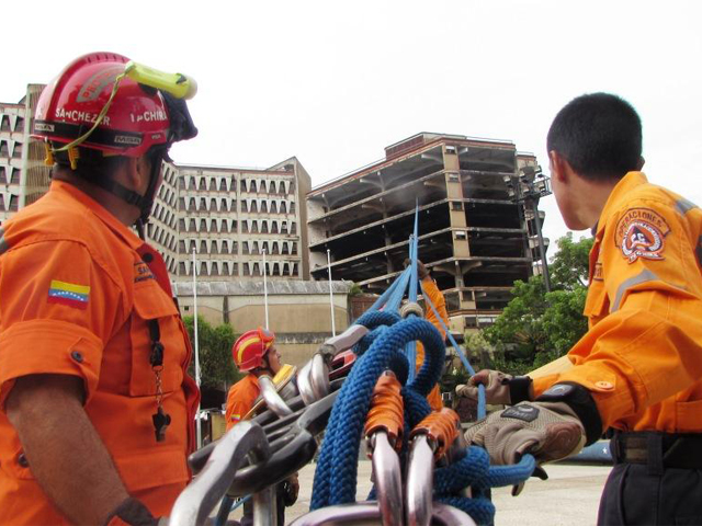 simulacroevacuacion0610179