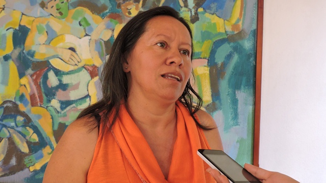 Rosa Varela, instructora de cerámica de la DCET. Foto: Prensa Dirección de Cultura.