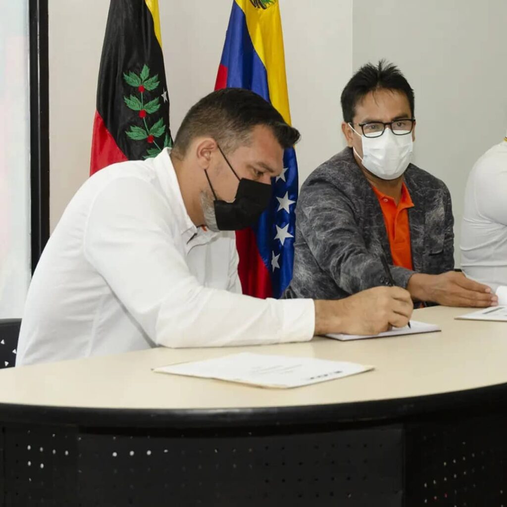 Secretario General de Gobierno se reúne con autoridades deportivas del Táchira