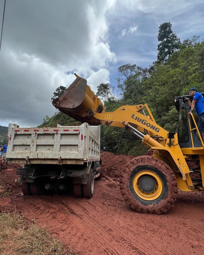 Presidente Maduro envía maquinaria al Táchira para atender comunidades afectadas por lluvias