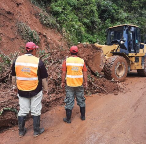 Corpotáchira ejecuta trabajos de limpieza en Chorro del Indio