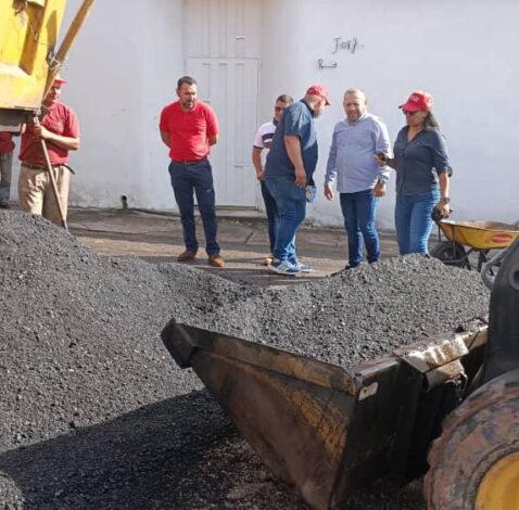 Aplicadas 3 mil toneladas de asfalto en San Cristóbal