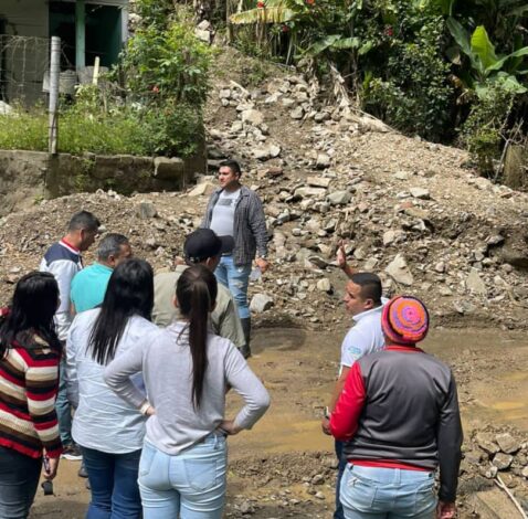Despliegue operativo en El Cobre para atención de emergencias por lluvias