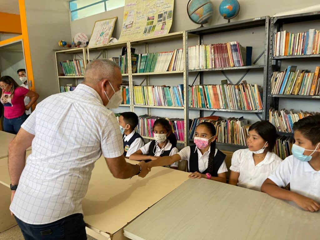 Más de 195 mil estudiantes iniciaron clases en Táchira