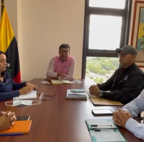 Huérfano: sector transporte es prioridad para el gobierno nacional y regional