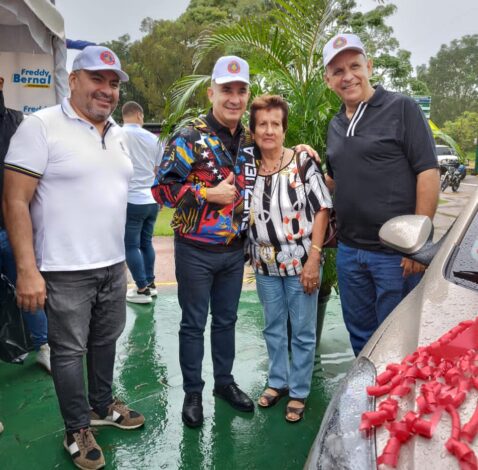 Lotería del Táchira entregó premio del vehículo cero kilómetro