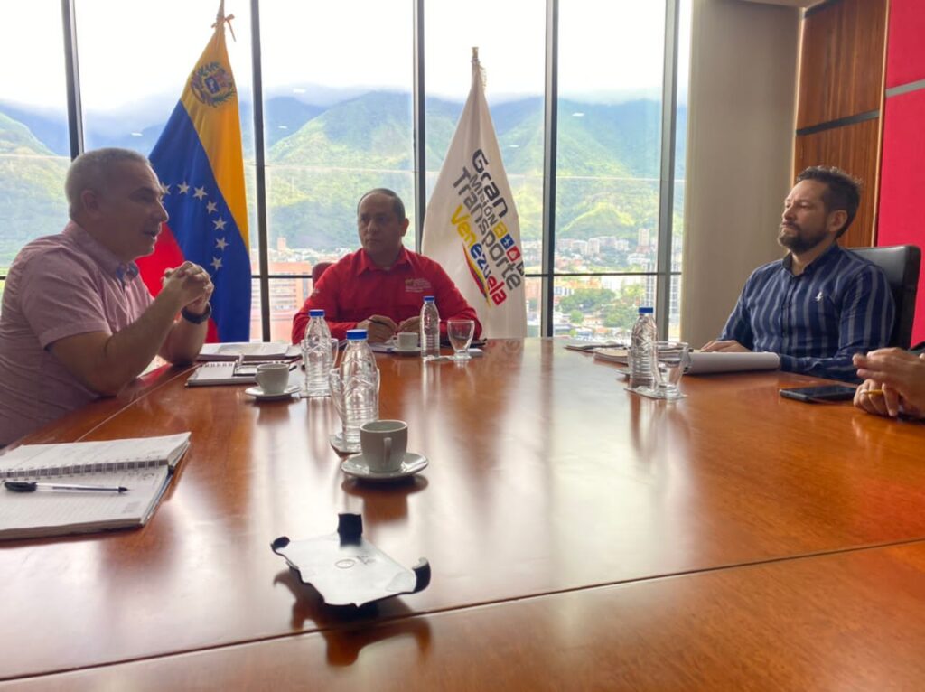 Gobernador del Táchira evaluó trabajos viales con el Ministro de Transporte