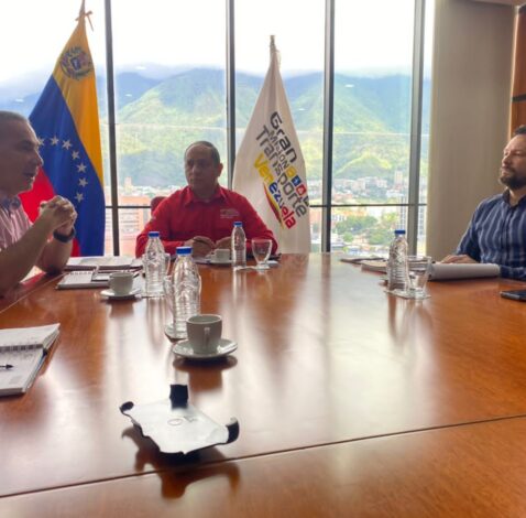 Gobernador del Táchira evaluó trabajos viales con el Ministro de Transporte