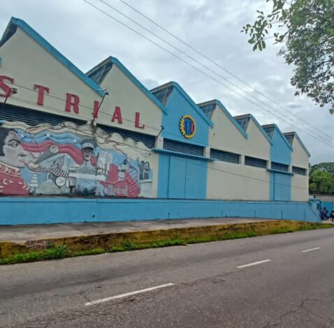 CORPOINTA realizó mantenimiento a la fachada de la E.T.I