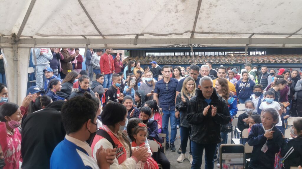 Gobernador Freddy Bernal acompañó Jornada Social en eje de frontera