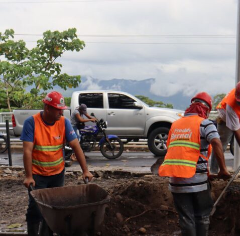 80% de avance en rehabilitación del puente sobre el rio Chúruru
