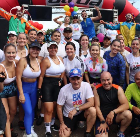 Más de 600 personas disfrutaron de la alegría del 5K Color Run