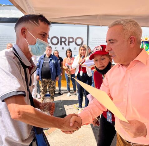 40 familias tachirenses podrán mejorar sus viviendas con aportes de la gobernación