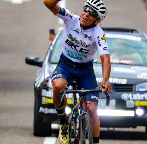 Lugo saboreó las mieles del triunfo y arrebató el liderato a Sanabria