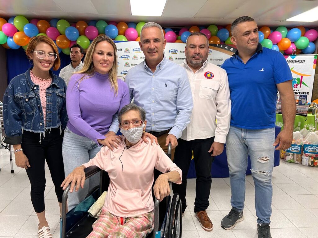 Más de 120 ayudas técnicas entregó la Fundación de la Familia Tachirense