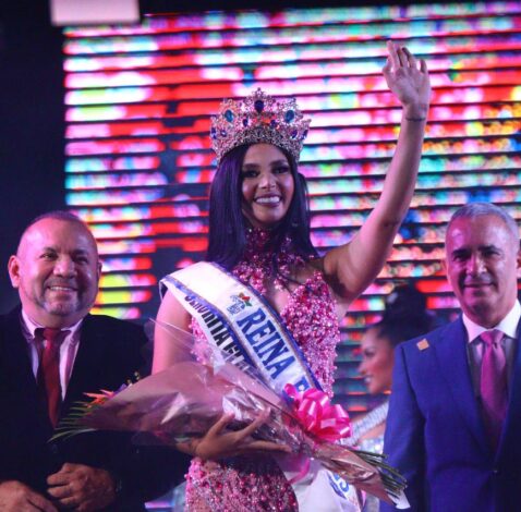 Valeria Cárdenas fue coronada como la soberana de la edición LVIII de la FISS 2023