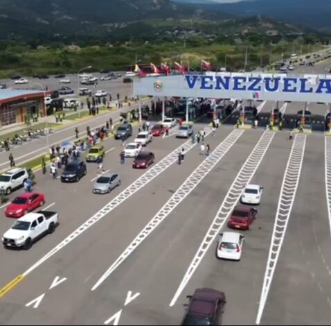 Bernal: Paso libre por el puente Atanasio Girardot se mantendrá hasta el viernes
