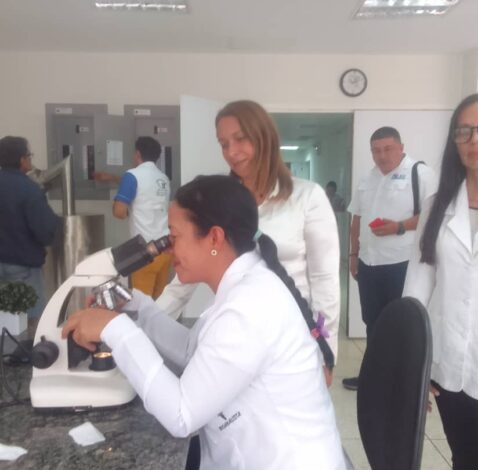 Reactivado servicio de Laboratorio de IPASME San Cristóbal