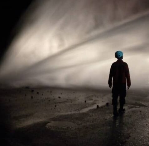 Dos viviendas afectadas por rotura de una tubería en la Troncal 005