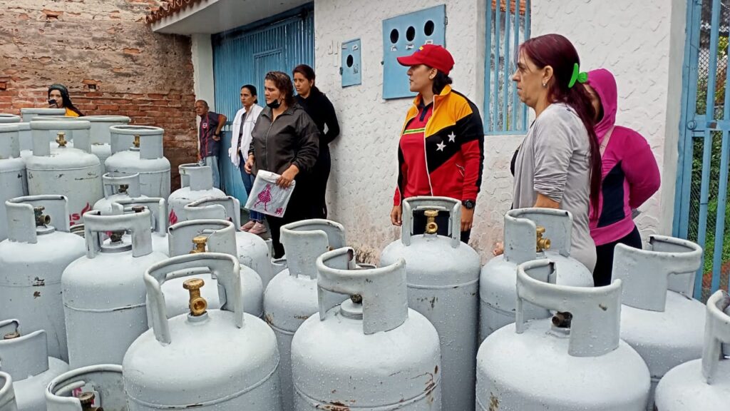 Con cilindros recuperados y llenos, Gas Táchira dio respuesta a las familias de Santa Teresa