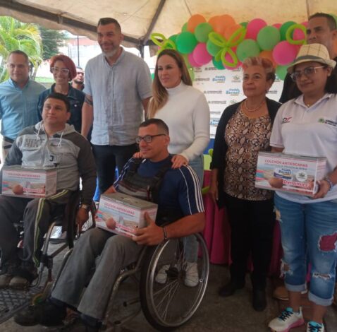 Beneficiados trabajadores del IDT y familiares en jornada “Juntos como Familia Tachirense”