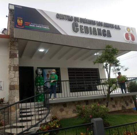 Centro de Diálisis Los Andes reabre sus puertas con instalaciones y equipos de calidad